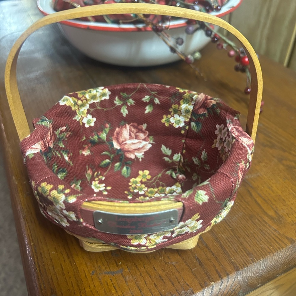 Handmade 2005 Longaberger Floral Basket Bag with Handle